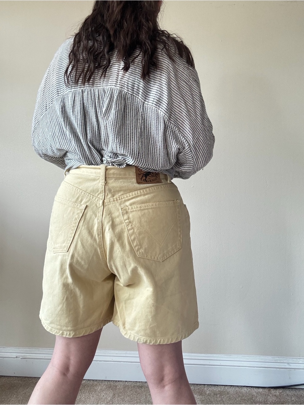 Vintage Crazy Horse High-Waist Soft Yellow Women’s Bermuda Shorts - Picture 3 of 8
